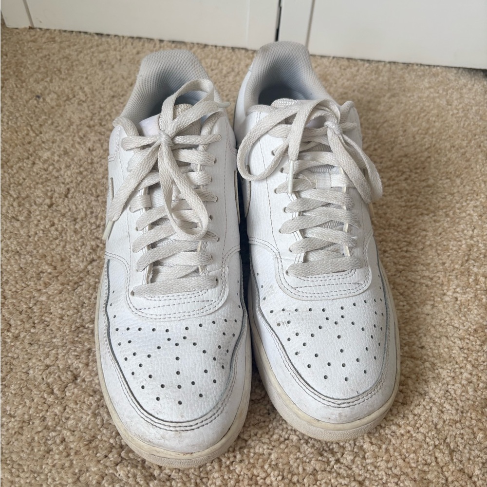 Nike White Low-Top Leather Sneakers - Picture 3 of 4